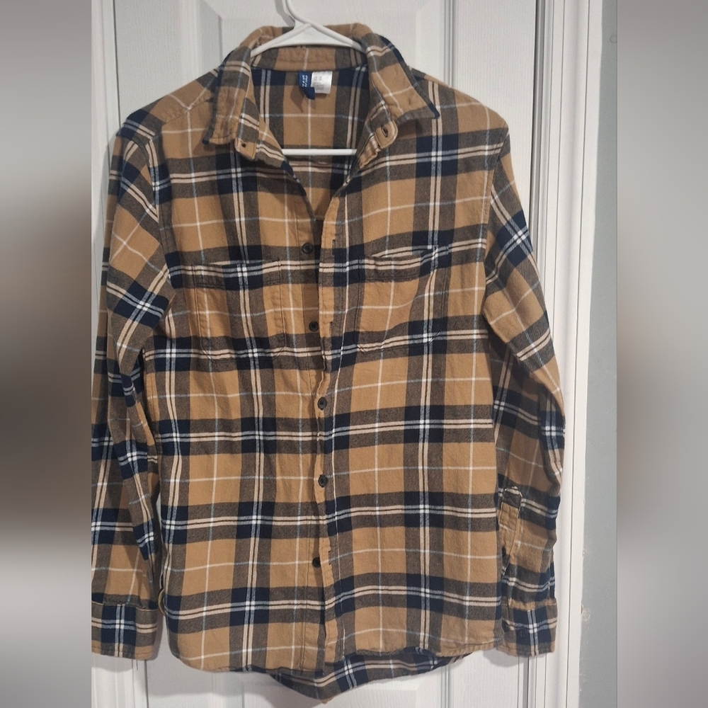 H&M Men's Checkered Shirt in Brown and Black